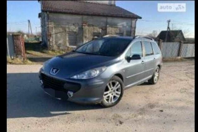 Сірий Пежо 307, об'ємом двигуна 1.6 л та пробігом 331 тис. км за 3400 $, фото 1 на Automoto.ua