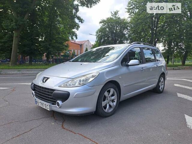 Серый Пежо 307, объемом двигателя 2 л и пробегом 320 тыс. км за 4400 $, фото 1 на Automoto.ua