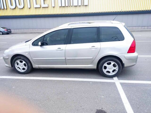 Серый Пежо 307, объемом двигателя 0 л и пробегом 280 тыс. км за 4100 $, фото 1 на Automoto.ua