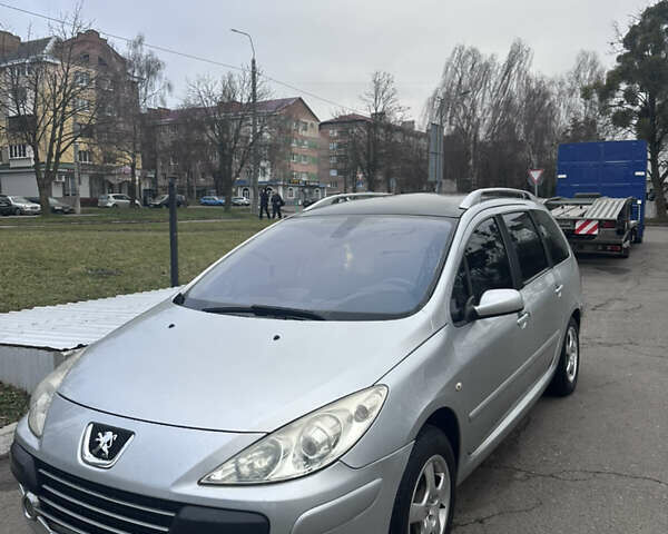 Сірий Пежо 307, об'ємом двигуна 1.6 л та пробігом 266 тис. км за 4000 $, фото 1 на Automoto.ua