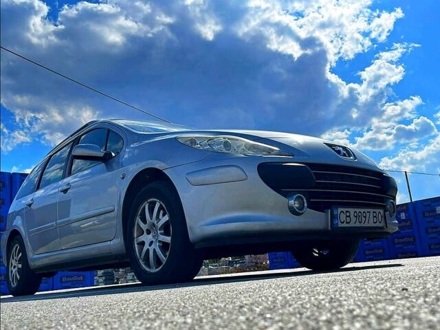 Сірий Пежо 307, об'ємом двигуна 2 л та пробігом 300 тис. км за 4950 $, фото 1 на Automoto.ua