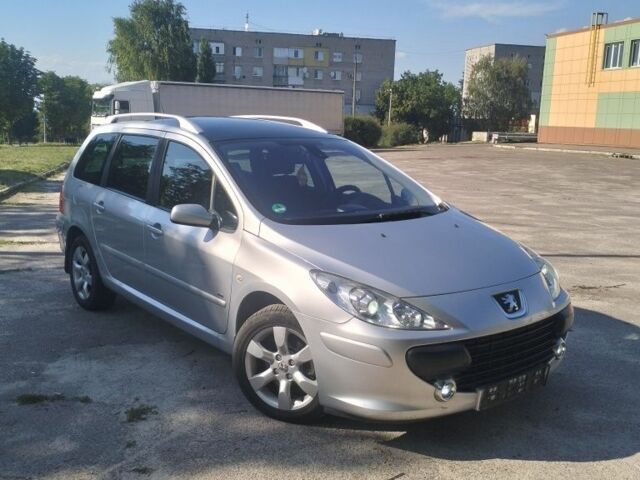 Сірий Пежо 307, об'ємом двигуна 1.6 л та пробігом 295 тис. км за 4400 $, фото 1 на Automoto.ua