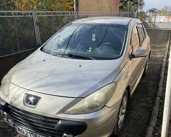 Пежо 307 2007 в Виноградове на Automoto.ua Серый Пежо 307, объемом двигателя 2 л и пробегом 185 тыс. км за 3500 $, фото 1 на Automoto.ua
