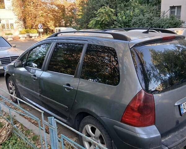 Сірий Пежо 307, об'ємом двигуна 1.56 л та пробігом 350 тис. км за 4000 $, фото 1 на Automoto.ua