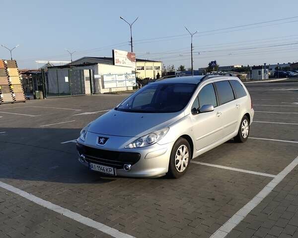Серый Пежо 307, объемом двигателя 1.6 л и пробегом 250 тыс. км за 4600 $, фото 1 на Automoto.ua