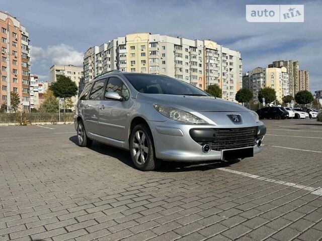 Серый Пежо 307, объемом двигателя 0 л и пробегом 125 тыс. км за 4500 $, фото 1 на Automoto.ua