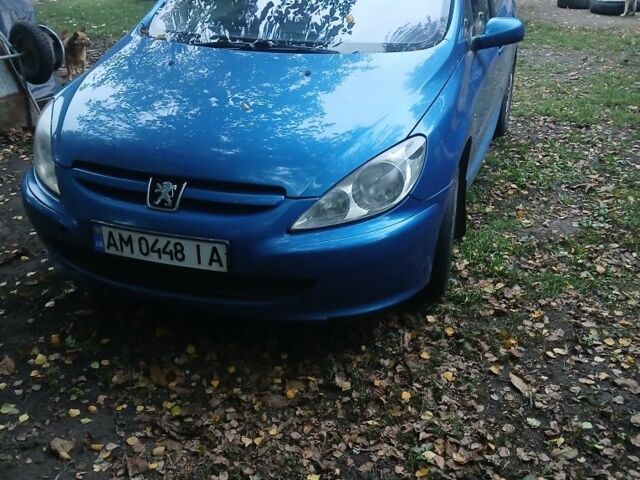 Синий Пежо 307, объемом двигателя 2 л и пробегом 420 тыс. км за 2500 $, фото 1 на Automoto.ua
