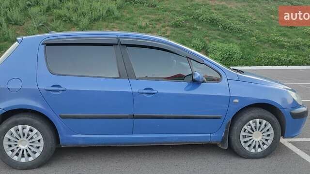Синий Пежо 307, объемом двигателя 1.6 л и пробегом 362 тыс. км за 3000 $, фото 1 на Automoto.ua