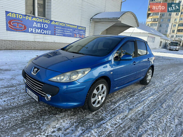 Синий Пежо 307, объемом двигателя 2 л и пробегом 238 тыс. км за 4200 $, фото 1 на Automoto.ua