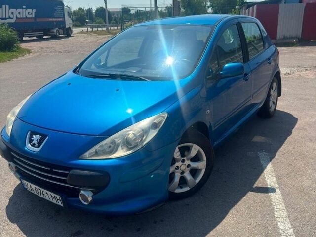 Синий Пежо 307, объемом двигателя 2 л и пробегом 234 тыс. км за 4200 $, фото 1 на Automoto.ua