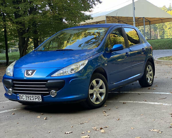 Синий Пежо 307, объемом двигателя 2 л и пробегом 167 тыс. км за 4800 $, фото 1 на Automoto.ua
