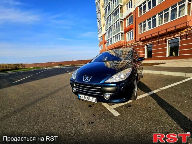 Синий Пежо 307, объемом двигателя 1.6 л и пробегом 220 тыс. км за 4400 $, фото 1 на Automoto.ua