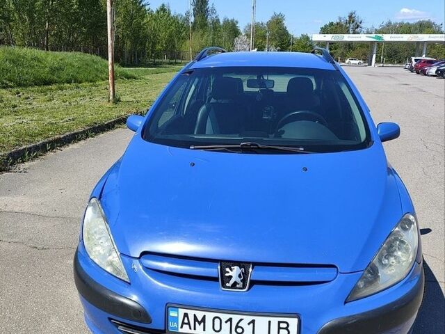 Синий Пежо 307, объемом двигателя 1.6 л и пробегом 500 тыс. км за 2700 $, фото 1 на Automoto.ua