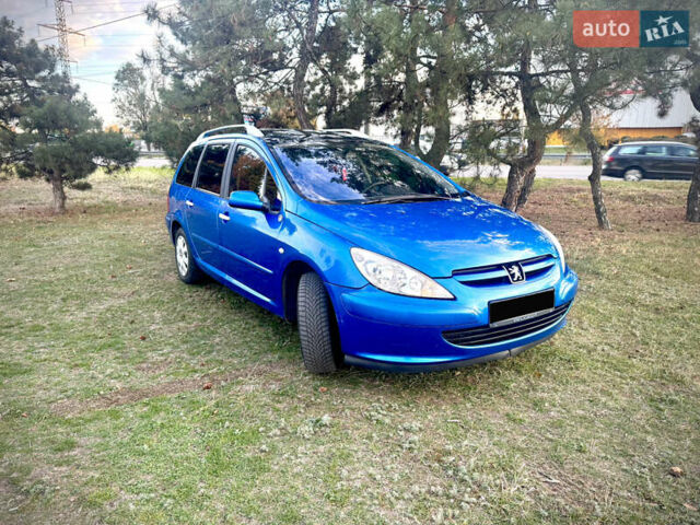 Синий Пежо 307, объемом двигателя 1.59 л и пробегом 336 тыс. км за 5000 $, фото 1 на Automoto.ua