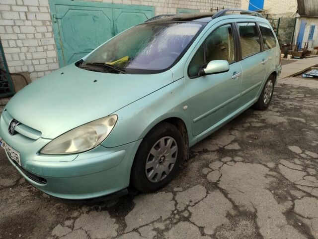 Синий Пежо 307, объемом двигателя 2 л и пробегом 300 тыс. км за 3582 $, фото 1 на Automoto.ua
