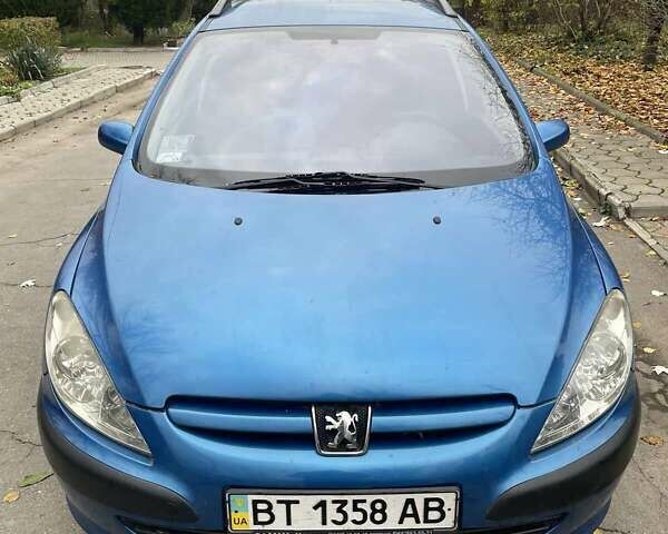 Синий Пежо 307, объемом двигателя 1.6 л и пробегом 155 тыс. км за 4600 $, фото 1 на Automoto.ua