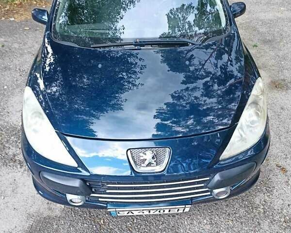 Синий Пежо 307, объемом двигателя 1.97 л и пробегом 356 тыс. км за 3690 $, фото 1 на Automoto.ua
