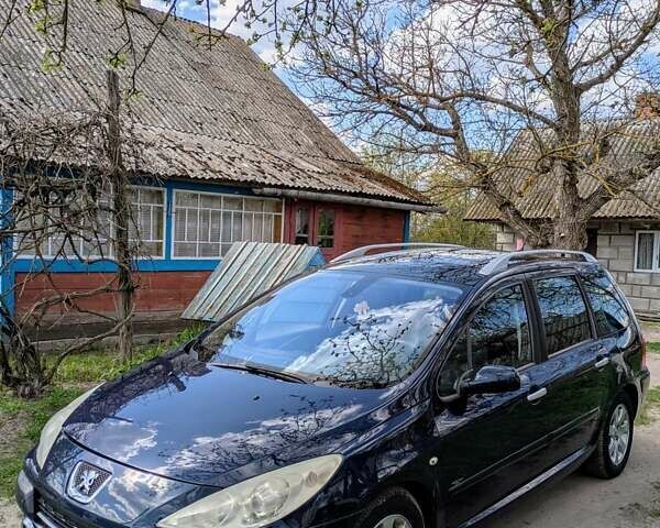 Синий Пежо 307, объемом двигателя 1.56 л и пробегом 273 тыс. км за 3800 $, фото 1 на Automoto.ua