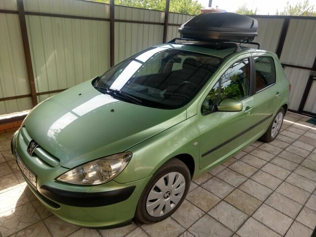 Зеленый Пежо 307, объемом двигателя 2 л и пробегом 270 тыс. км за 3000 $, фото 1 на Automoto.ua