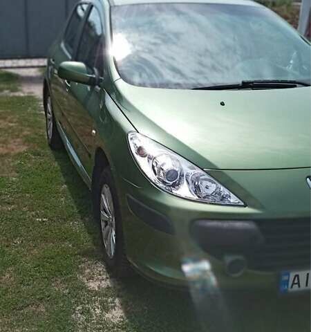 Зеленый Пежо 307, объемом двигателя 1.6 л и пробегом 252 тыс. км за 5600 $, фото 1 на Automoto.ua