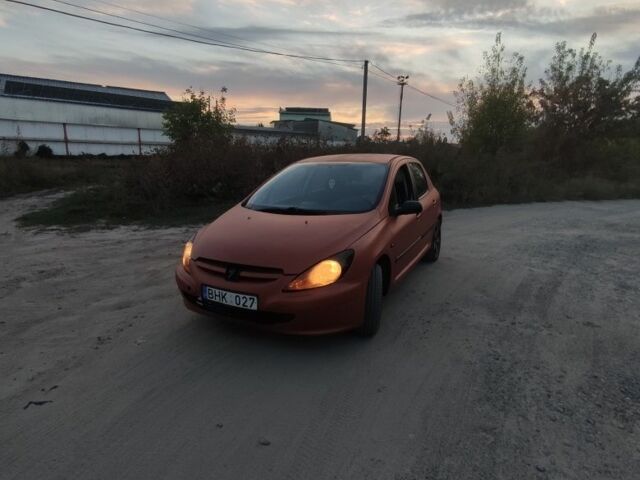 Оранжевый Пежо 307, объемом двигателя 0 л и пробегом 200 тыс. км за 1600 $, фото 1 на Automoto.ua
