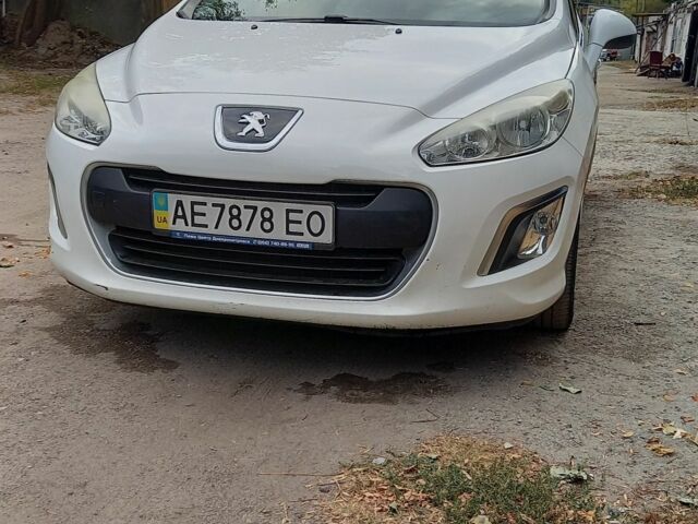 Белый Пежо 308, объемом двигателя 0 л и пробегом 83 тыс. км за 8500 $, фото 1 на Automoto.ua