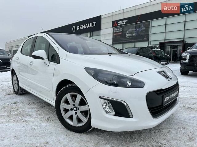 Белый Пежо 308, объемом двигателя 1.6 л и пробегом 94 тыс. км за 7950 $, фото 1 на Automoto.ua