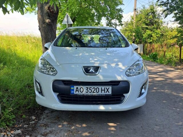 Білий Пежо 308, об'ємом двигуна 1.6 л та пробігом 110 тис. км за 7600 $, фото 1 на Automoto.ua