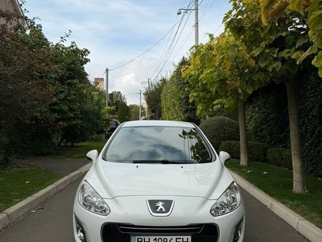 Білий Пежо 308, об'ємом двигуна 1.6 л та пробігом 58 тис. км за 11900 $, фото 1 на Automoto.ua