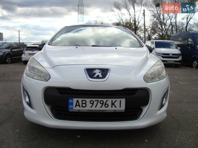 Білий Пежо 308, об'ємом двигуна 1.6 л та пробігом 148 тис. км за 7300 $, фото 1 на Automoto.ua