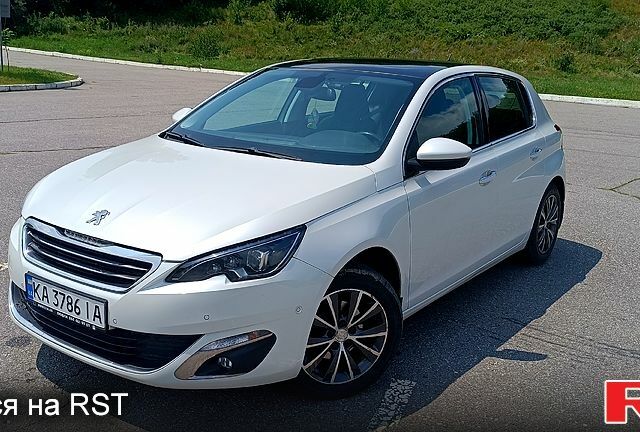 Белый Пежо 308, объемом двигателя 1.6 л и пробегом 152 тыс. км за 10800 $, фото 1 на Automoto.ua
