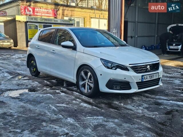 Белый Пежо 308, объемом двигателя 1.56 л и пробегом 110 тыс. км за 6900 $, фото 1 на Automoto.ua