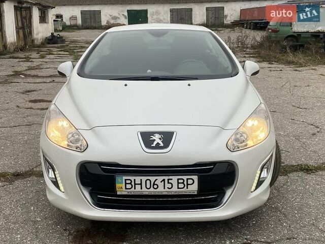 Білий Пежо 308, об'ємом двигуна 1.6 л та пробігом 96 тис. км за 10500 $, фото 1 на Automoto.ua