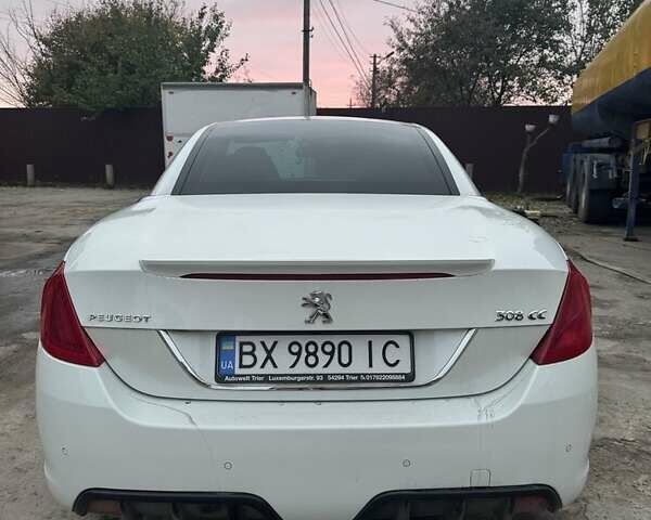 Белый Пежо 308, объемом двигателя 1.6 л и пробегом 259 тыс. км за 9500 $, фото 1 на Automoto.ua