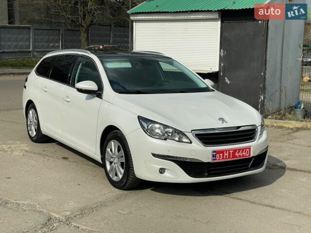 Белый Пежо 308, объемом двигателя 2 л и пробегом 232 тыс. км за 9700 $, фото 1 на Automoto.ua