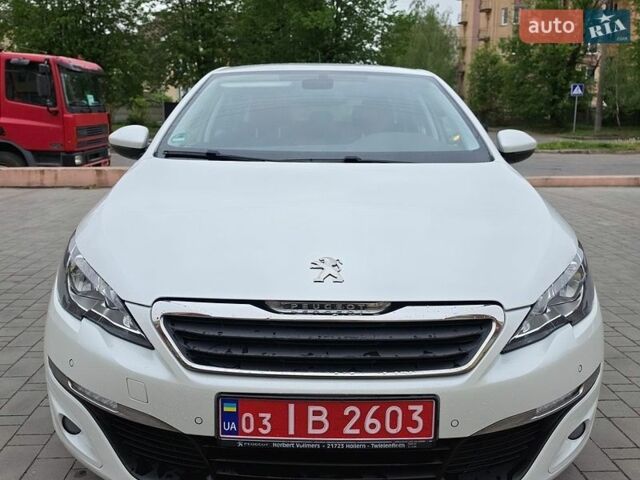 Белый Пежо 308, объемом двигателя 1.6 л и пробегом 224 тыс. км за 8800 $, фото 1 на Automoto.ua