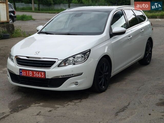 Белый Пежо 308, объемом двигателя 1.6 л и пробегом 225 тыс. км за 9699 $, фото 1 на Automoto.ua