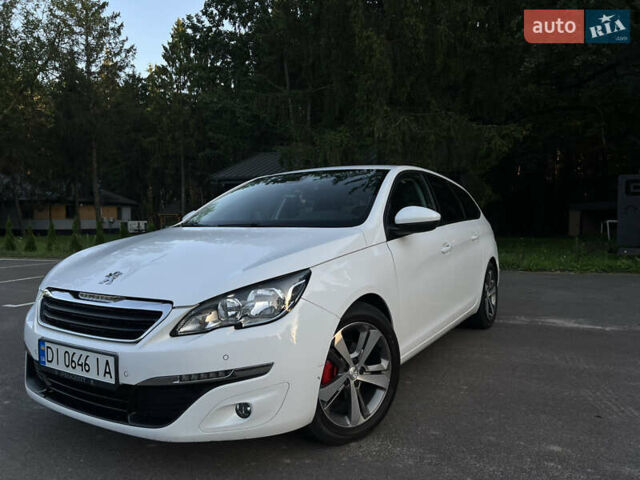 Белый Пежо 308, объемом двигателя 1.56 л и пробегом 281 тыс. км за 11999 $, фото 1 на Automoto.ua