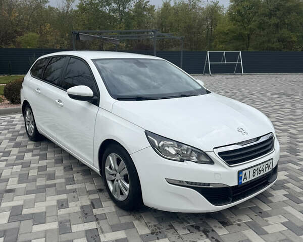 Белый Пежо 308, объемом двигателя 1.56 л и пробегом 286 тыс. км за 7499 $, фото 1 на Automoto.ua