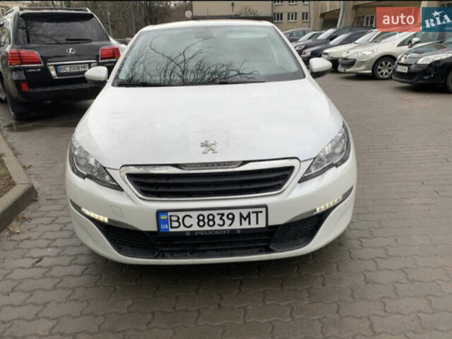 Белый Пежо 308, объемом двигателя 1.6 л и пробегом 200 тыс. км за 8800 $, фото 1 на Automoto.ua