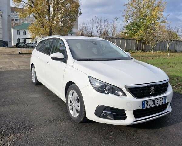 Білий Пежо 308, об'ємом двигуна 1.6 л та пробігом 177 тис. км за 11700 $, фото 1 на Automoto.ua
