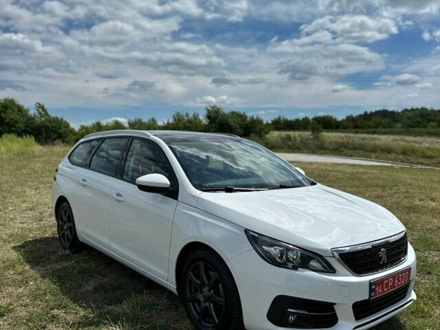 Білий Пежо 308, об'ємом двигуна 1.5 л та пробігом 98 тис. км за 13300 $, фото 1 на Automoto.ua