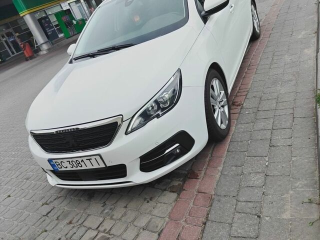 Білий Пежо 308, об'ємом двигуна 1.5 л та пробігом 250 тис. км за 9400 $, фото 1 на Automoto.ua