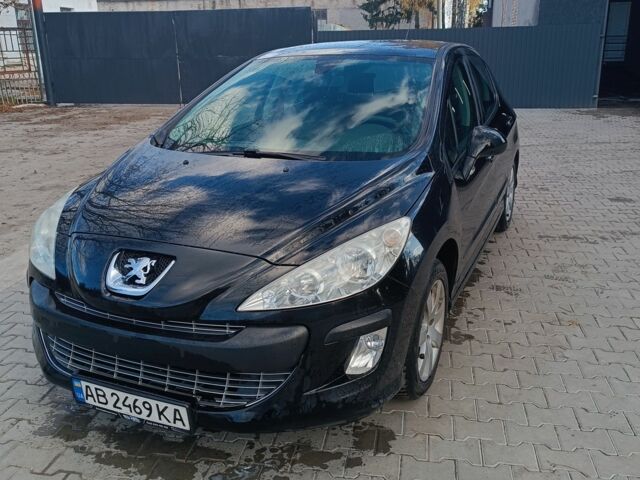Черный Пежо 308, объемом двигателя 1.6 л и пробегом 240 тыс. км за 6200 $, фото 1 на Automoto.ua