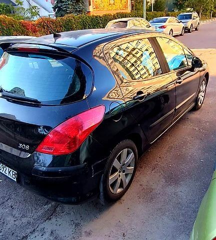 Черный Пежо 308, объемом двигателя 1.6 л и пробегом 217 тыс. км за 5000 $, фото 1 на Automoto.ua