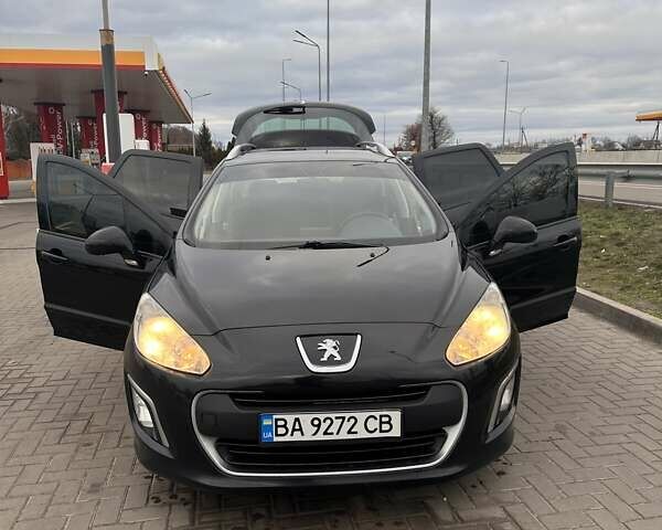 Черный Пежо 308, объемом двигателя 1.6 л и пробегом 292 тыс. км за 6200 $, фото 1 на Automoto.ua