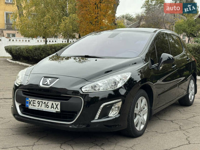 Чорний Пежо 308, об'ємом двигуна 1.6 л та пробігом 160 тис. км за 7300 $, фото 1 на Automoto.ua
