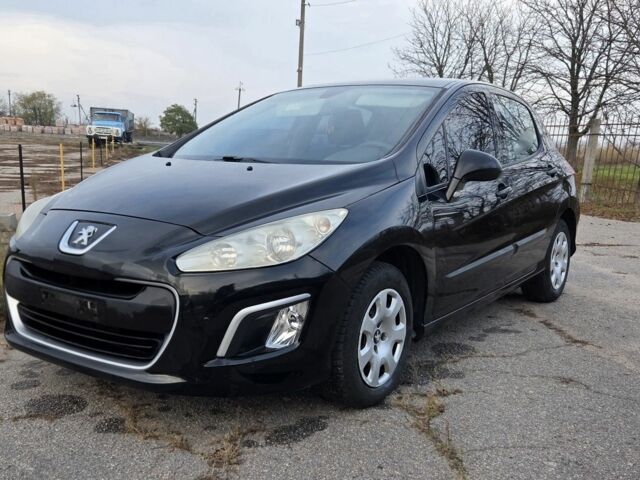 Черный Пежо 308, объемом двигателя 0 л и пробегом 161 тыс. км за 6800 $, фото 1 на Automoto.ua