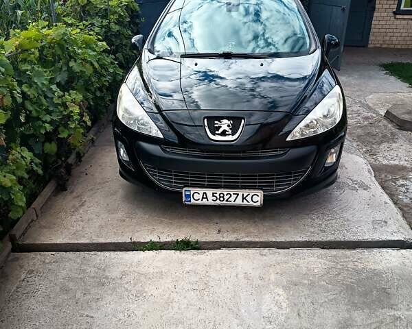 Черный Пежо 308, объемом двигателя 1.6 л и пробегом 268 тыс. км за 5300 $, фото 1 на Automoto.ua