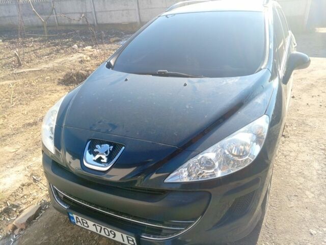 Черный Пежо 308, объемом двигателя 1.4 л и пробегом 250 тыс. км за 4500 $, фото 1 на Automoto.ua